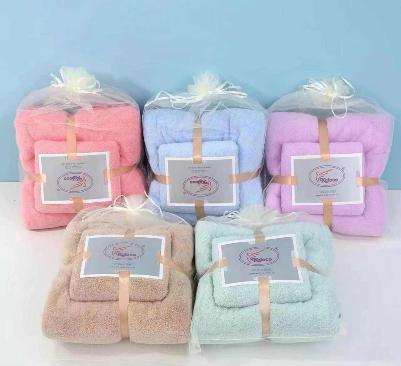 Набор полотенец в деталях